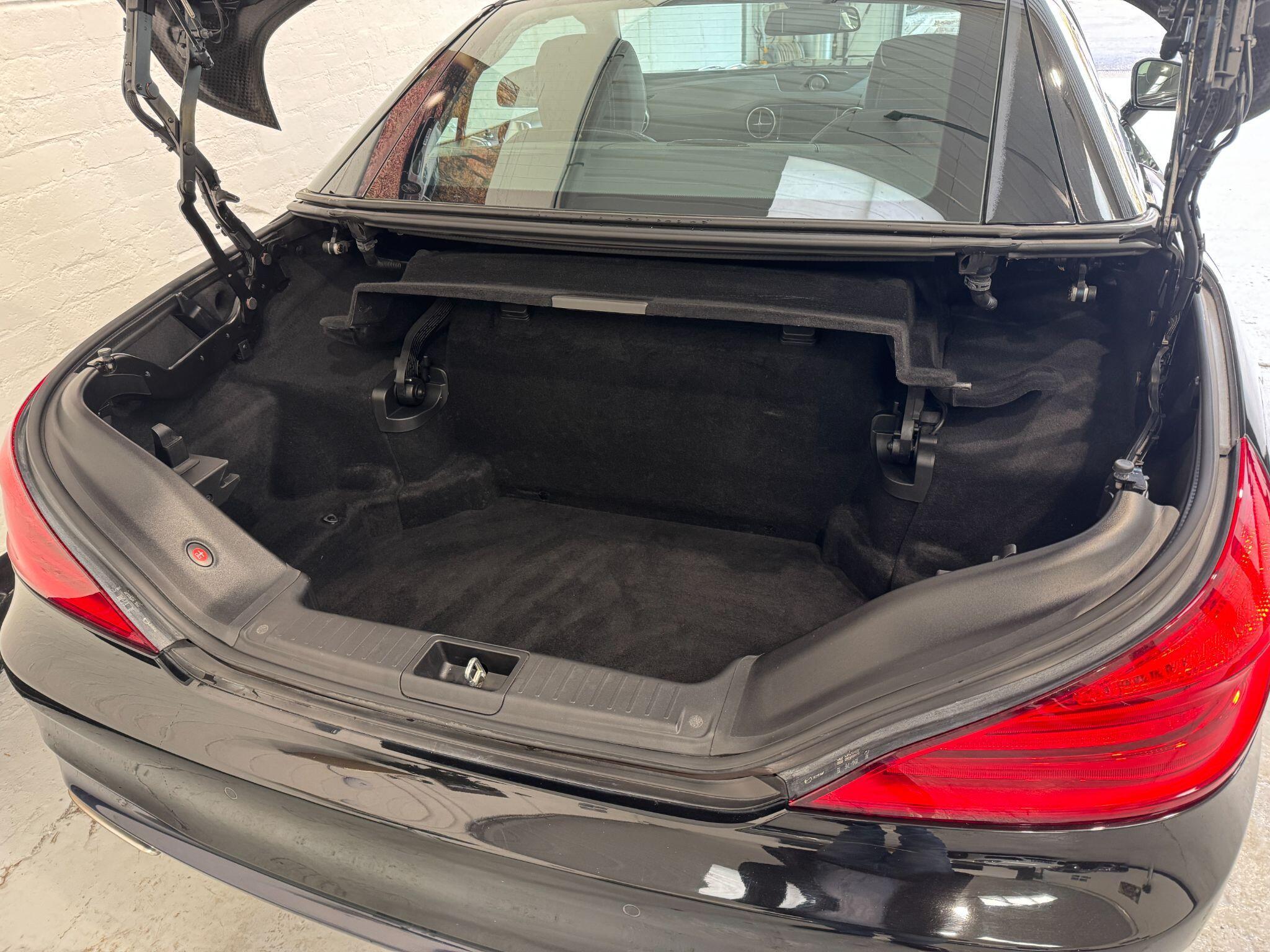 Mercedes SL - Image 83