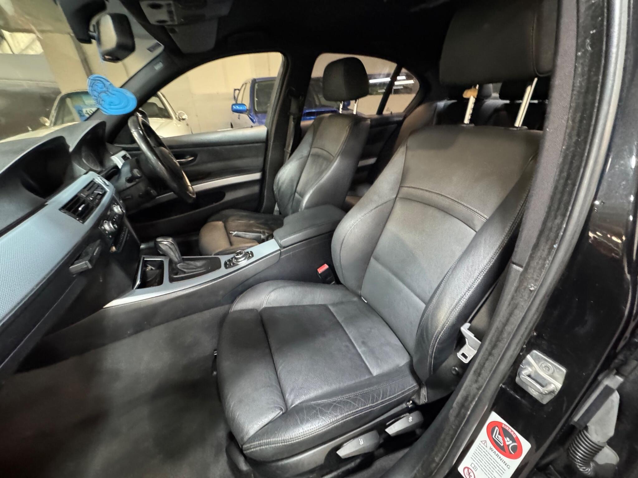 BMW 3 Series - Image 10