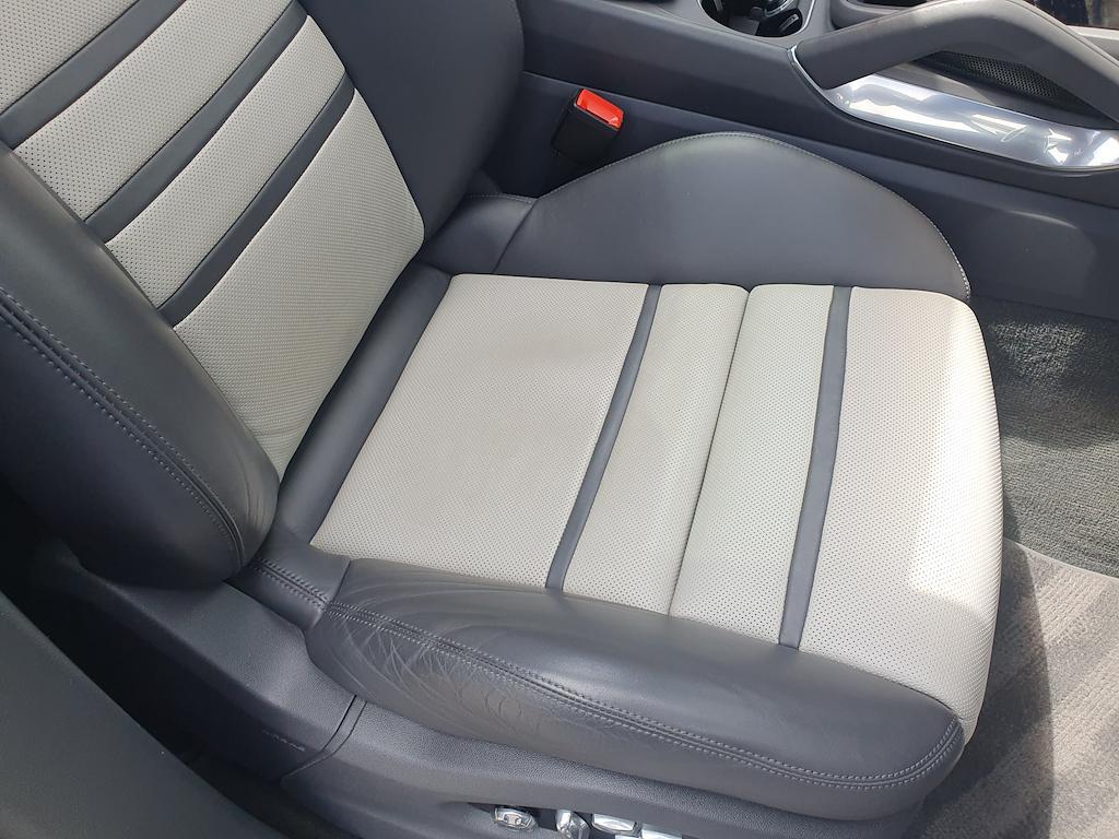 Porsche Cayenne - Image 45