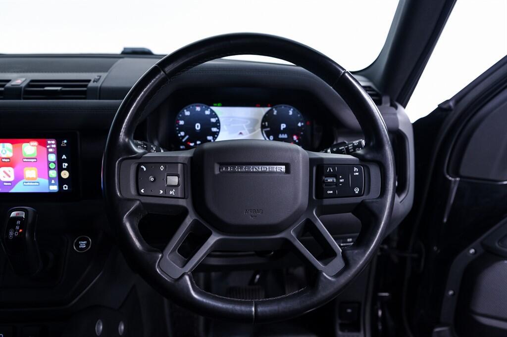 Land Rover Defender 90 - Image 26