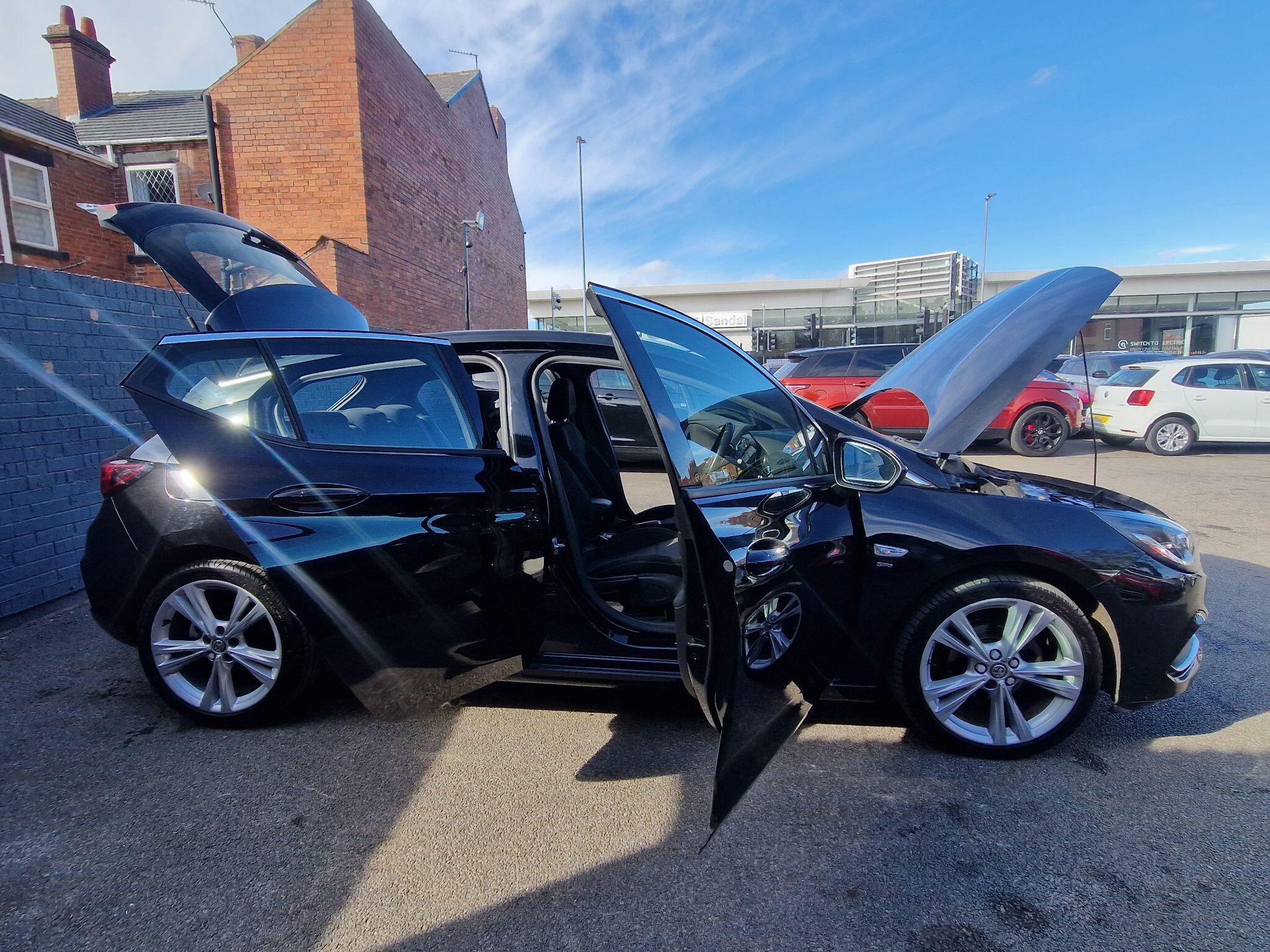 Vauxhall Astra - Image 22