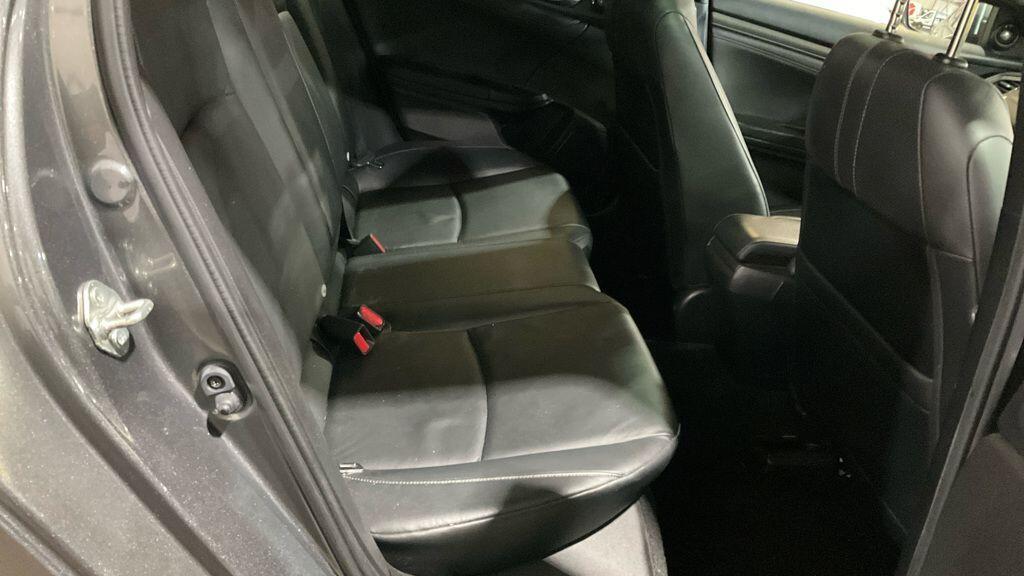 Honda Civic - Image 9