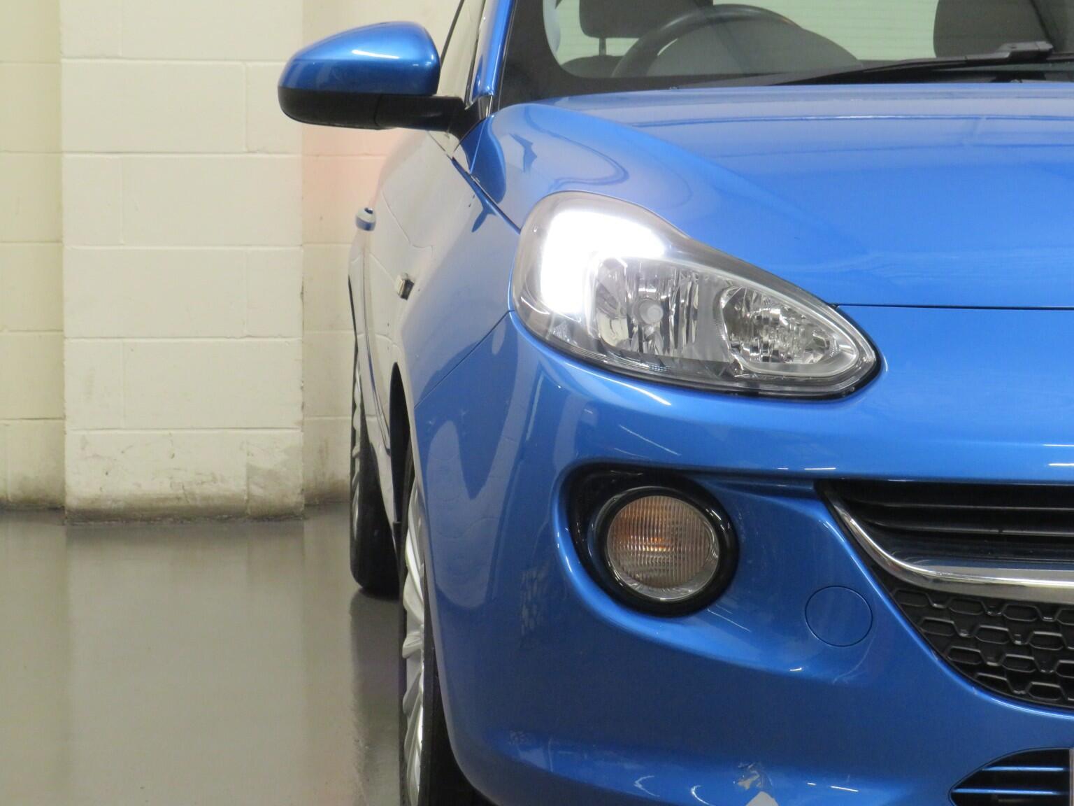 Vauxhall ADAM - Image 9