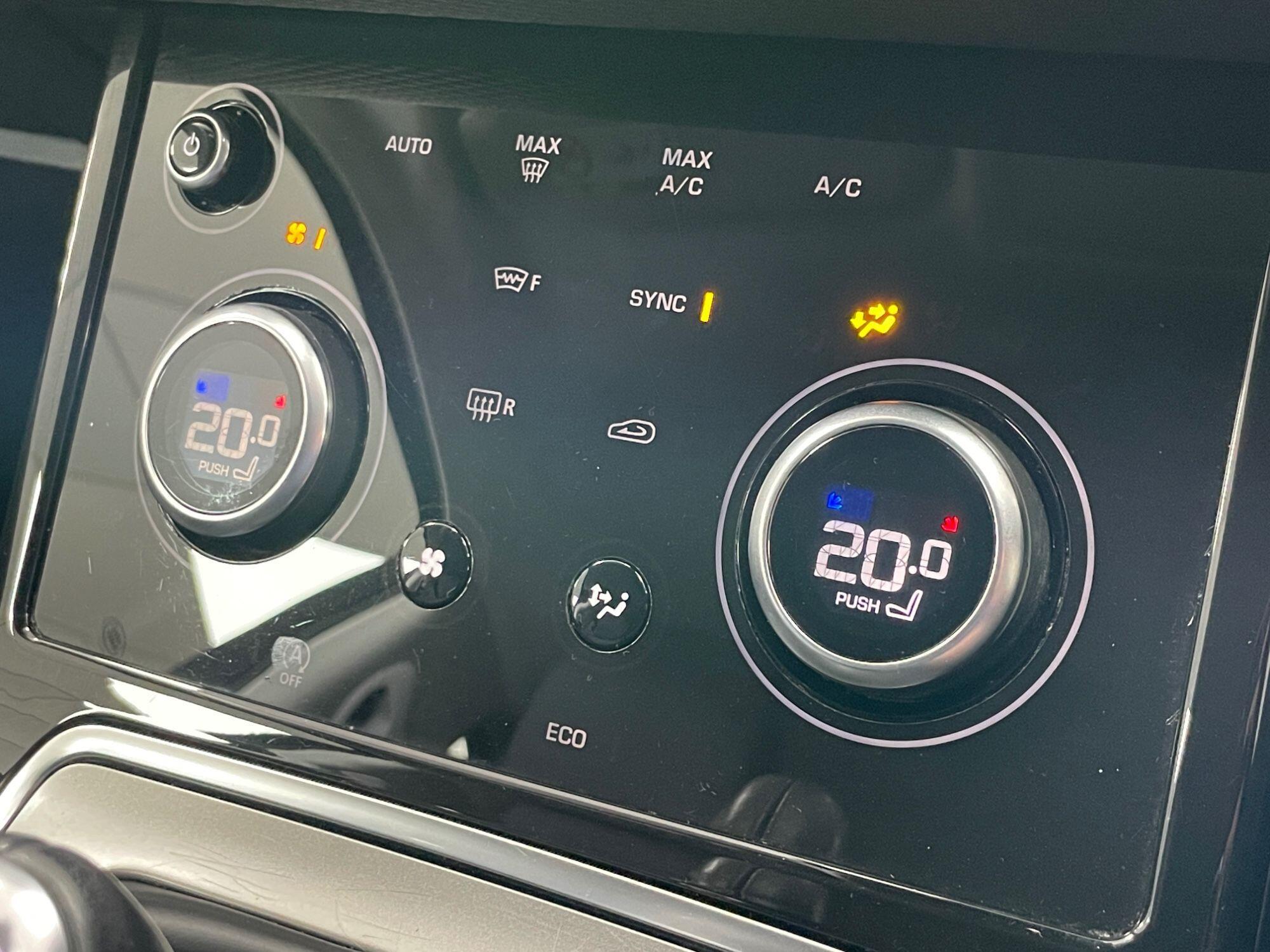 Land Rover Range Rover Evoque - Image 39