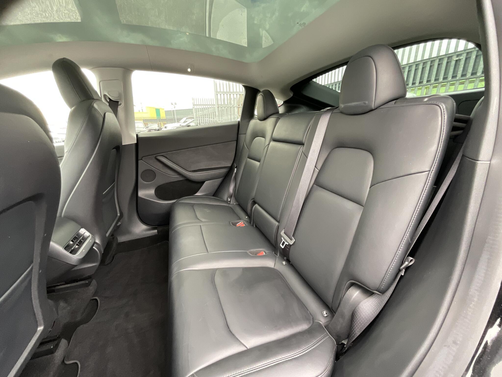 Tesla Model Y - Image 14