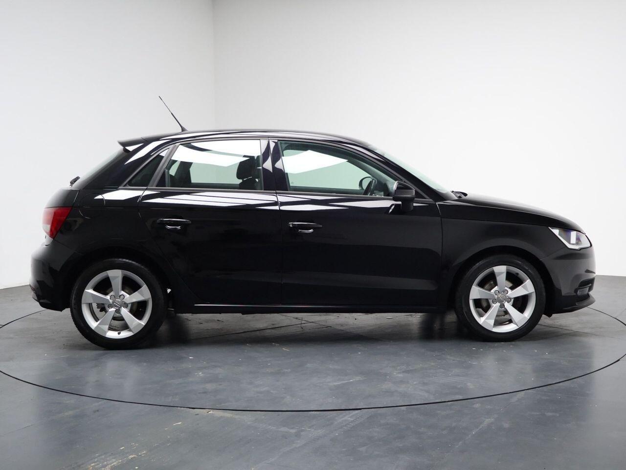 Audi A1 - Image 14