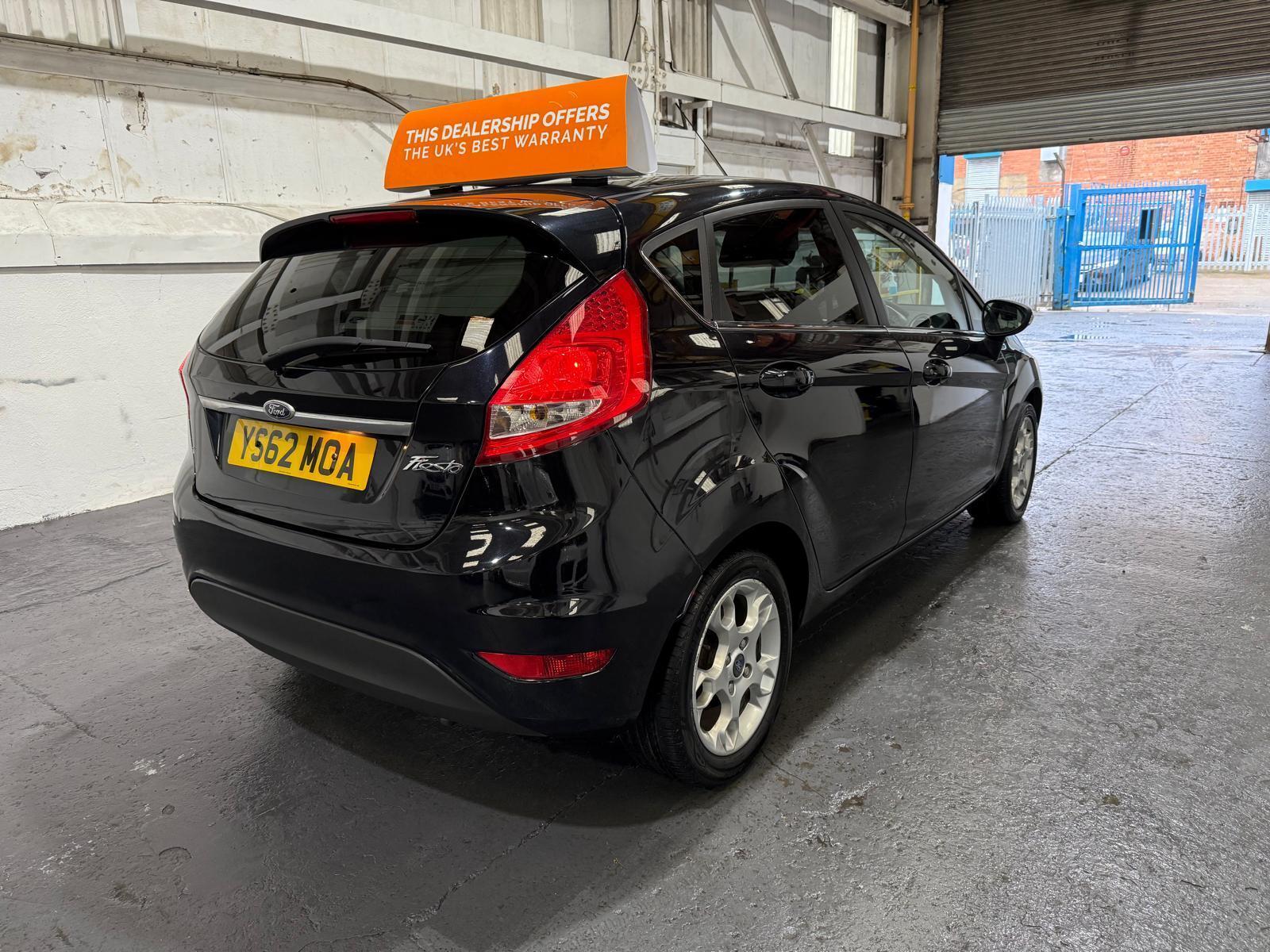 Ford Fiesta - Image 10