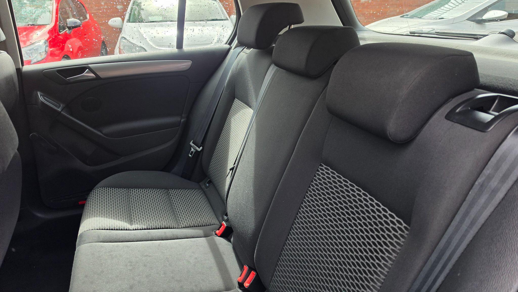 Volkswagen Golf - Image 16