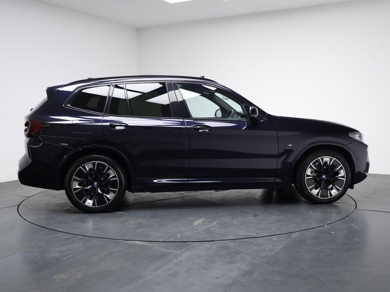 BMW iX3 - Image 14