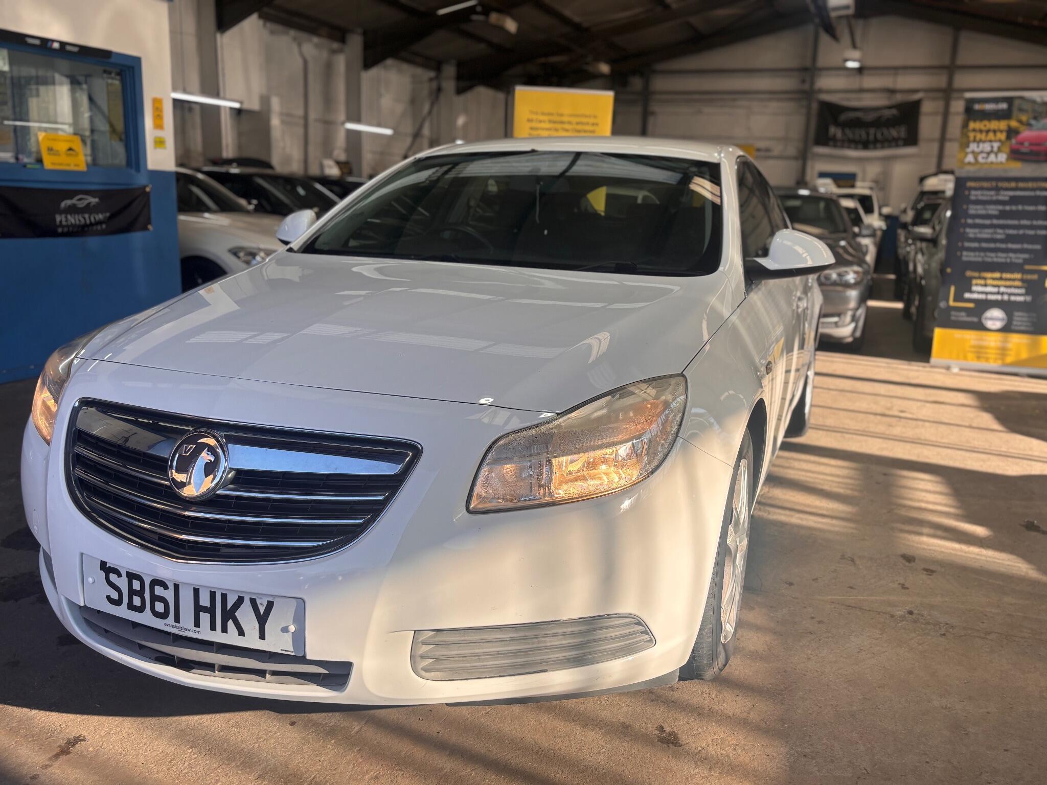 Vauxhall Insignia - Image 25