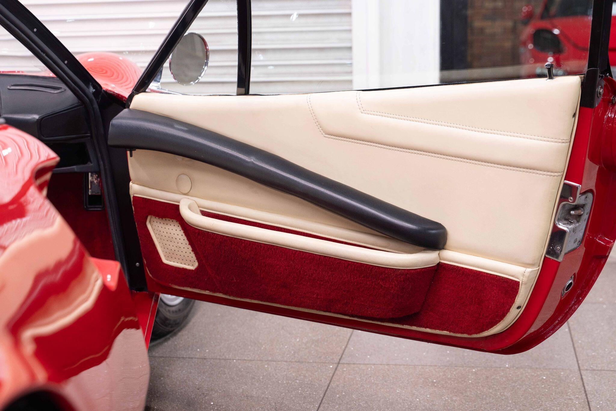 Ferrari 308 - Image 18