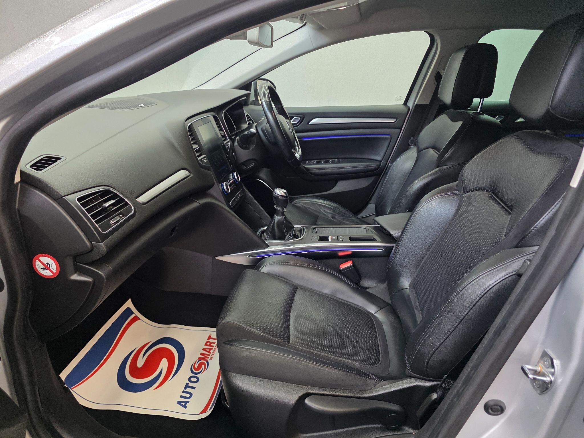 Renault Megane - Image 14