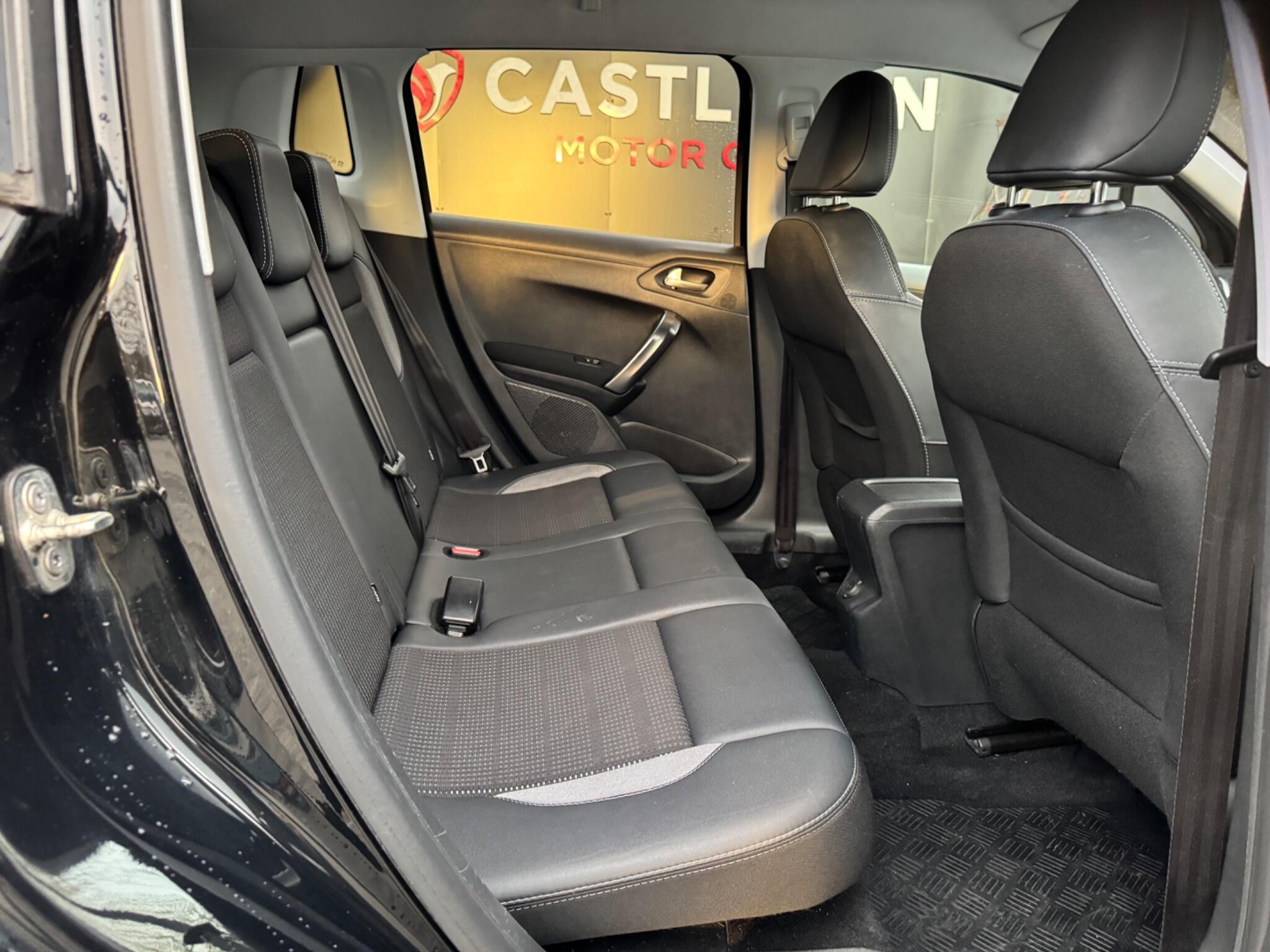 Peugeot 2008 - Image 19