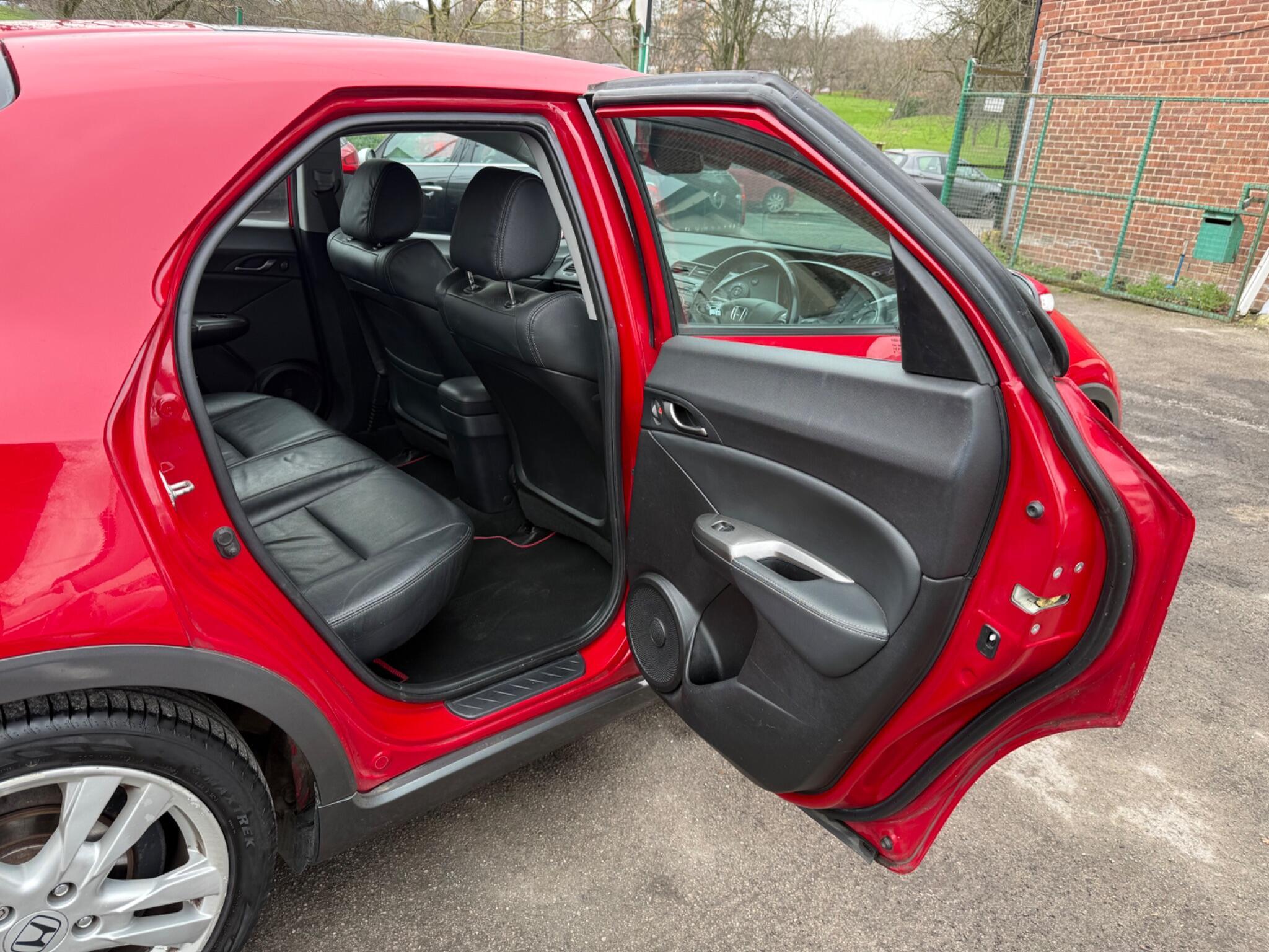 Honda Civic - Image 24