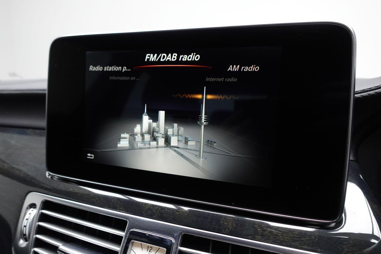 Mercedes CLS Class - Image 23