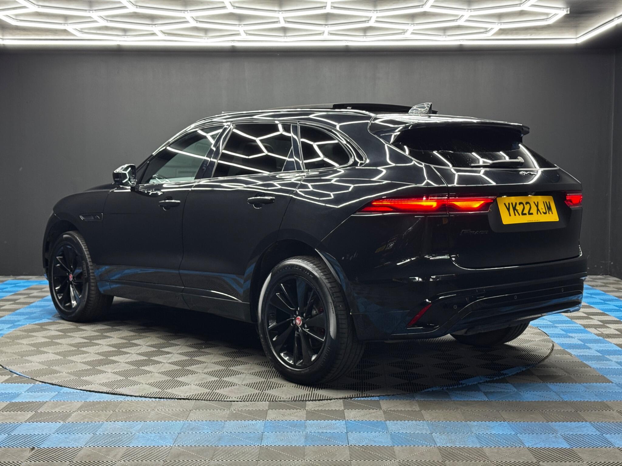 Jaguar F-Pace - Image 7