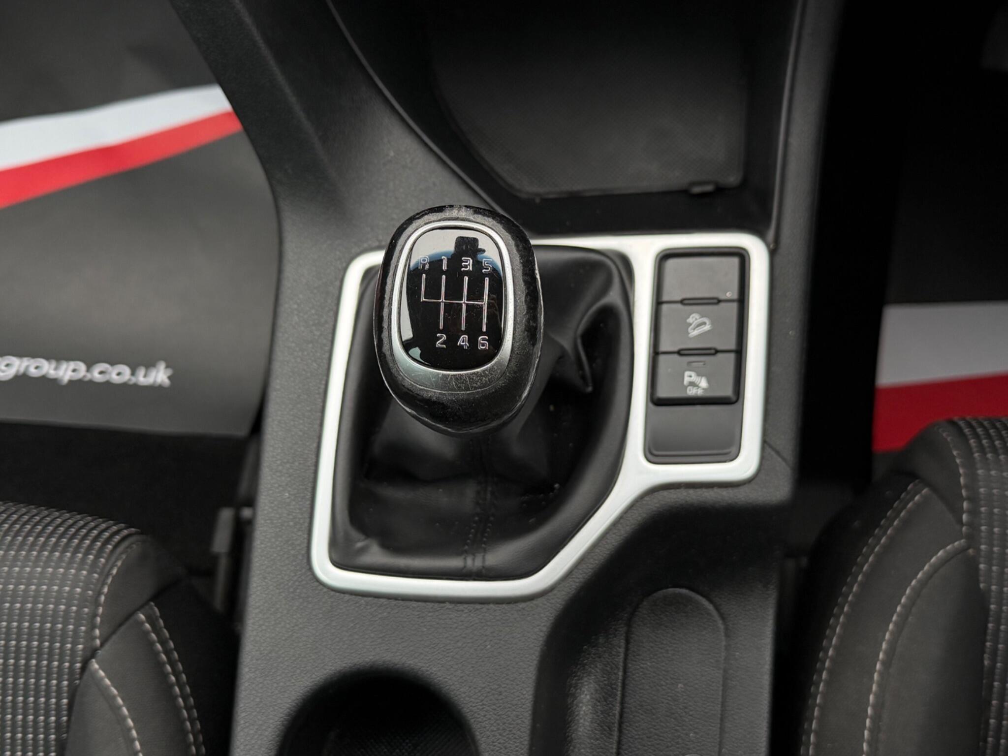 Kia Sportage - Image 27