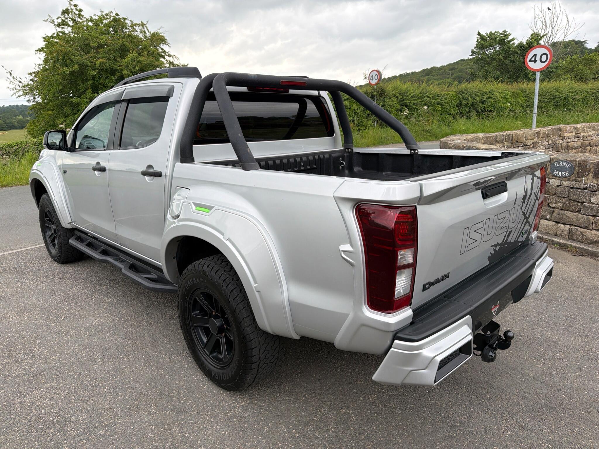 Isuzu D-MAX - Image 15