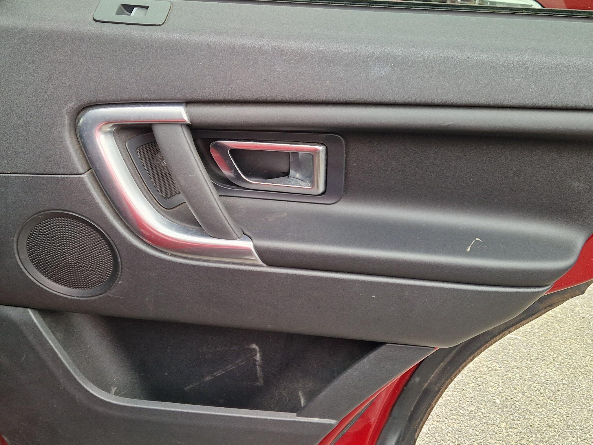 Land Rover DISCOVERY SPORT - Image 45