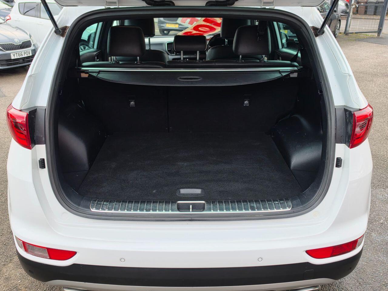 Kia Sportage - Image 18