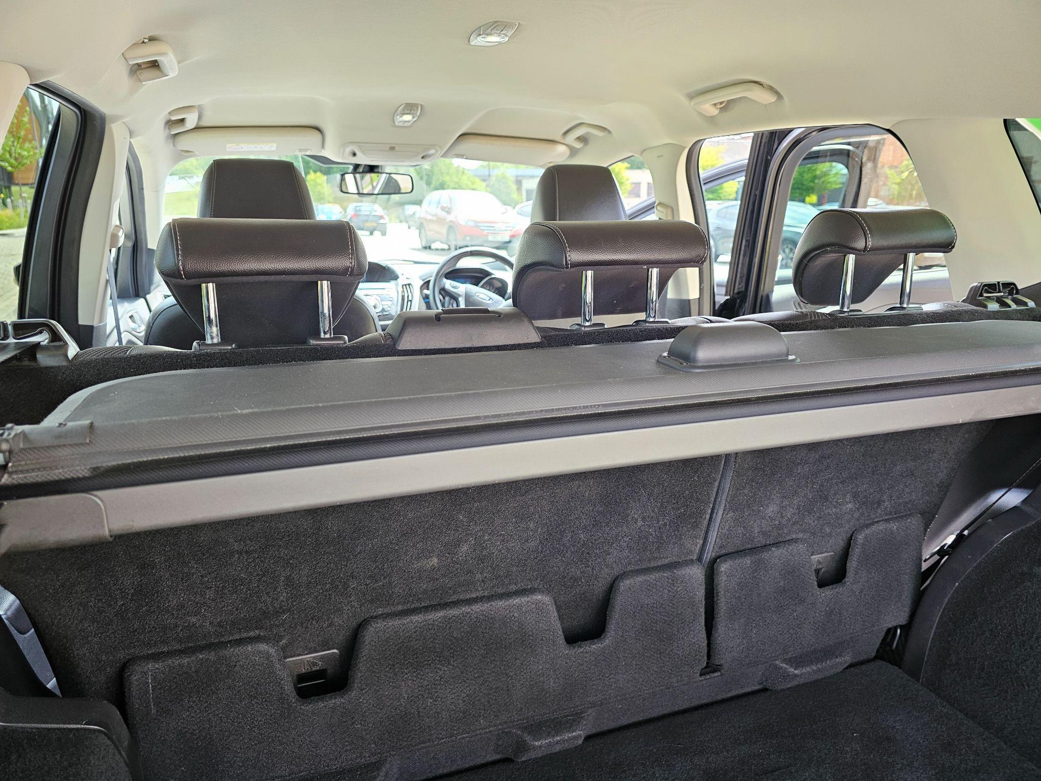 Ford Kuga - Image 16