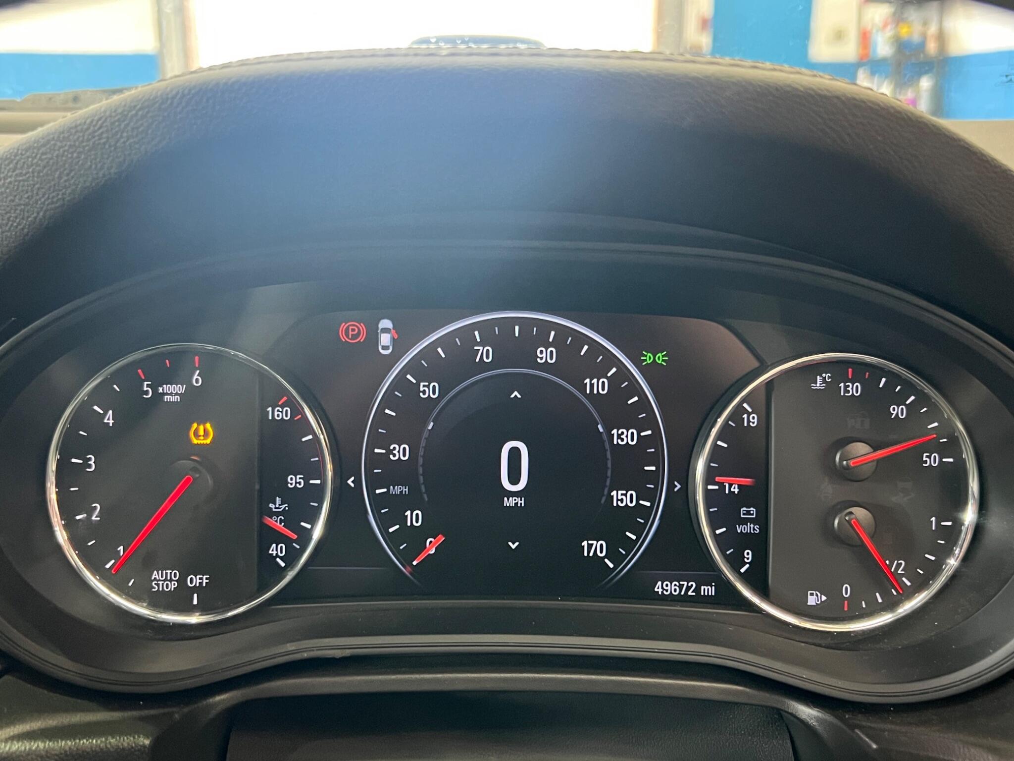 Vauxhall Insignia - Image 23