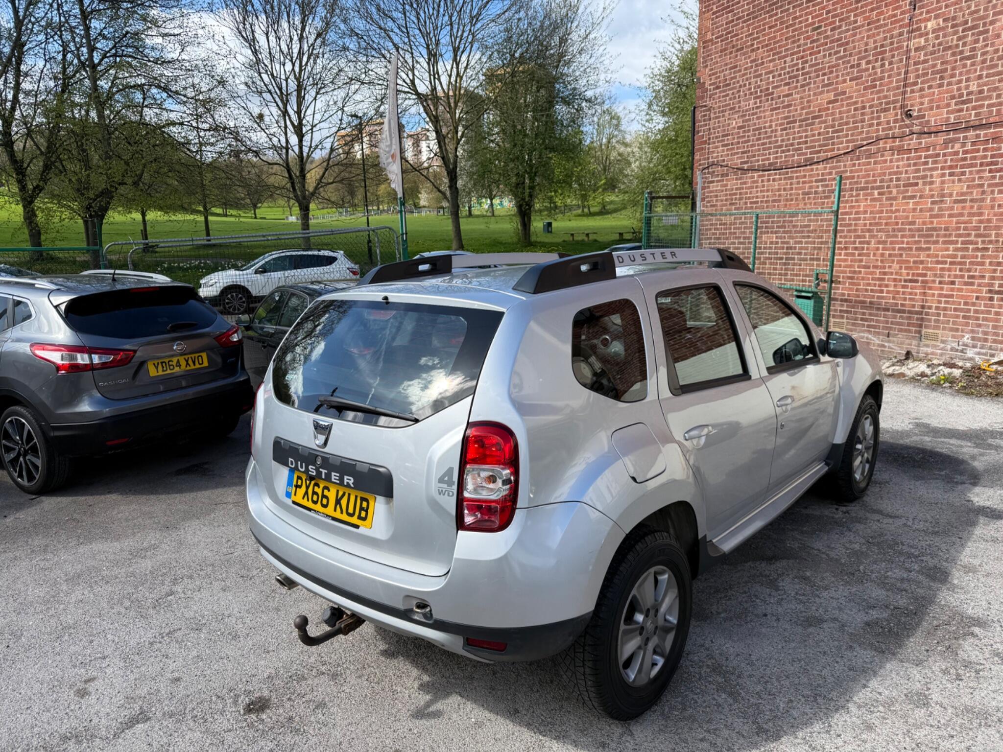 Dacia Duster - Image 32