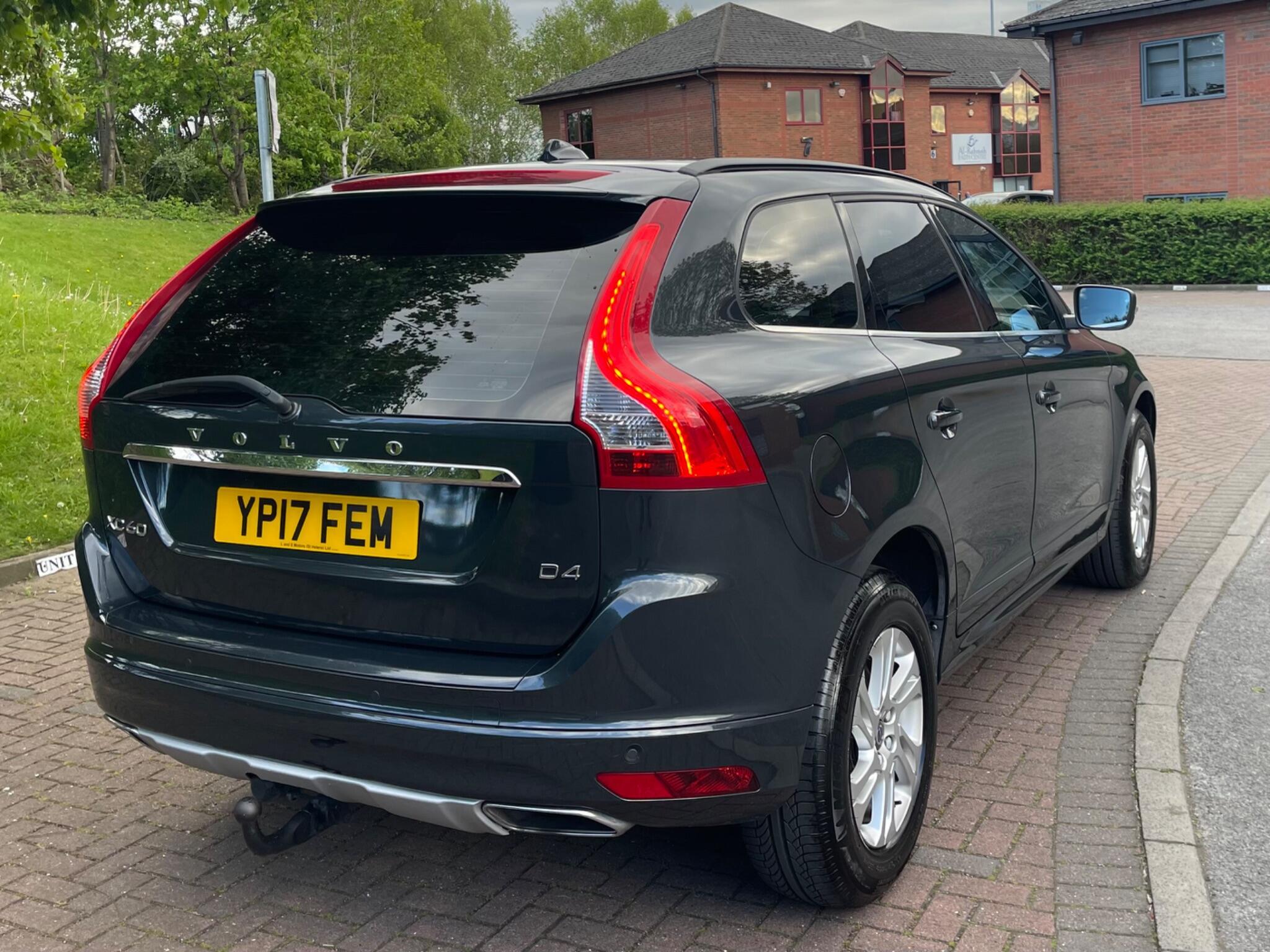 Volvo XC60 - Image 18