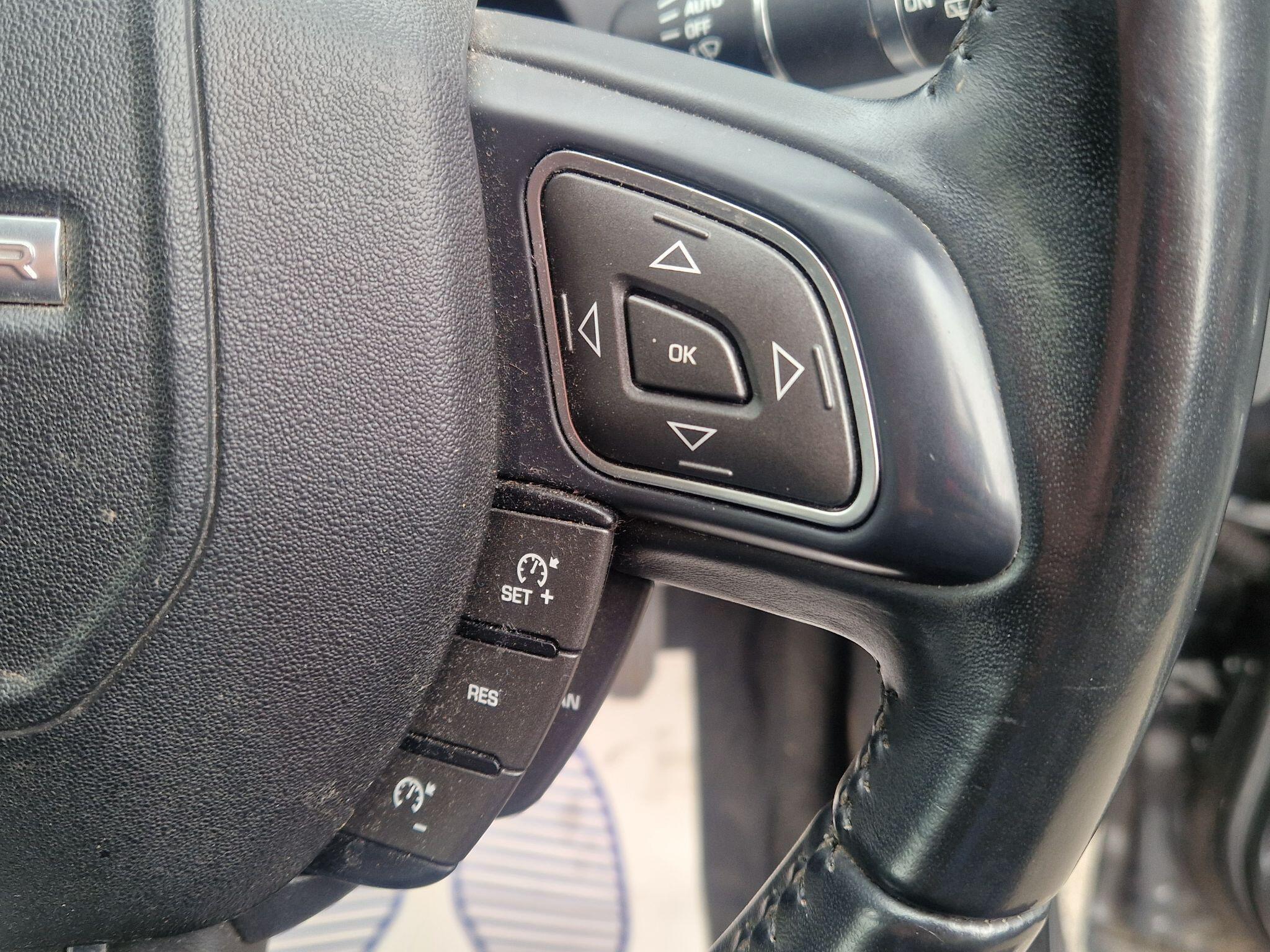 Land Rover Range Rover Evoque - Image 51