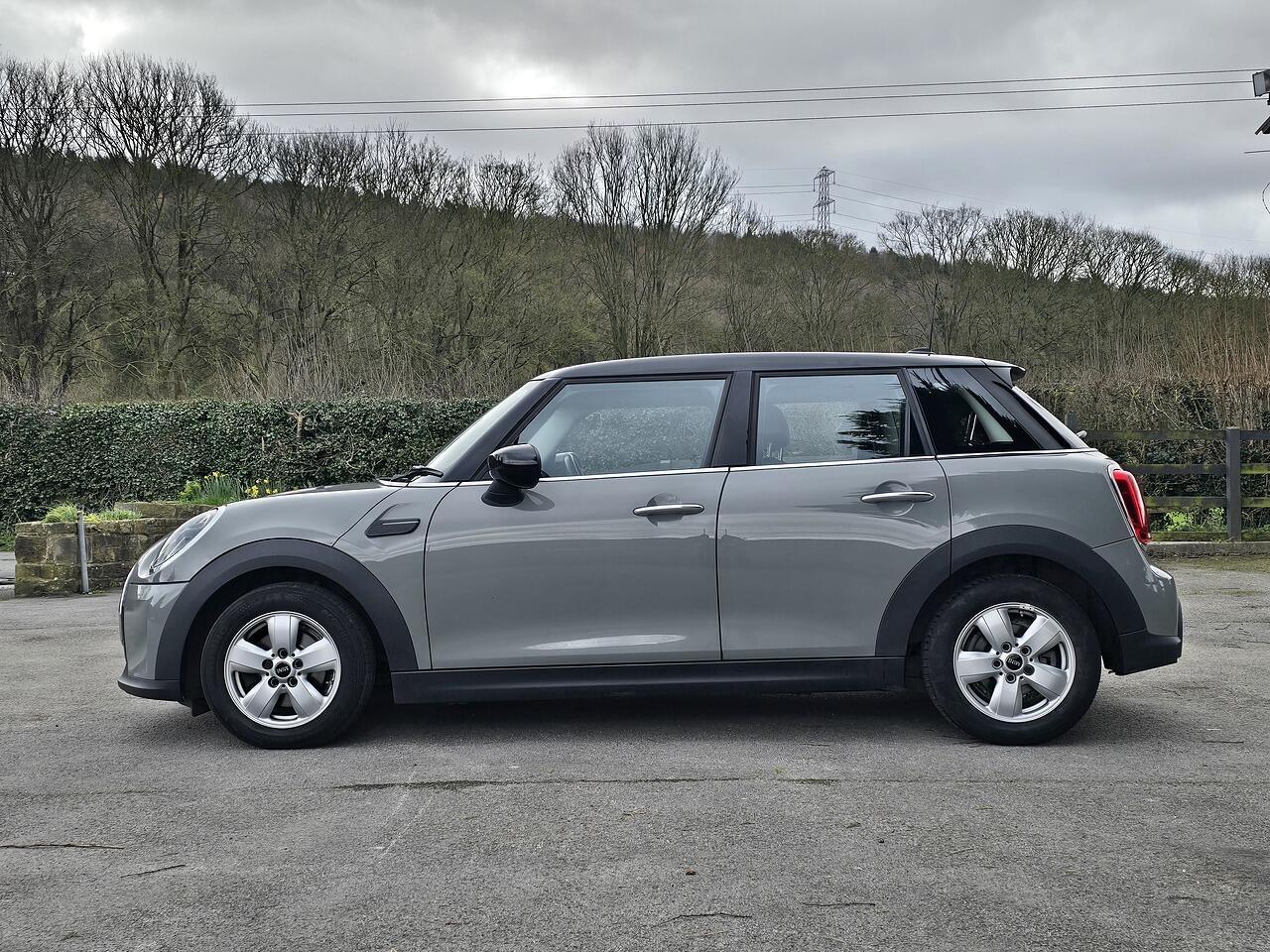 MINI Hatch - Image 23