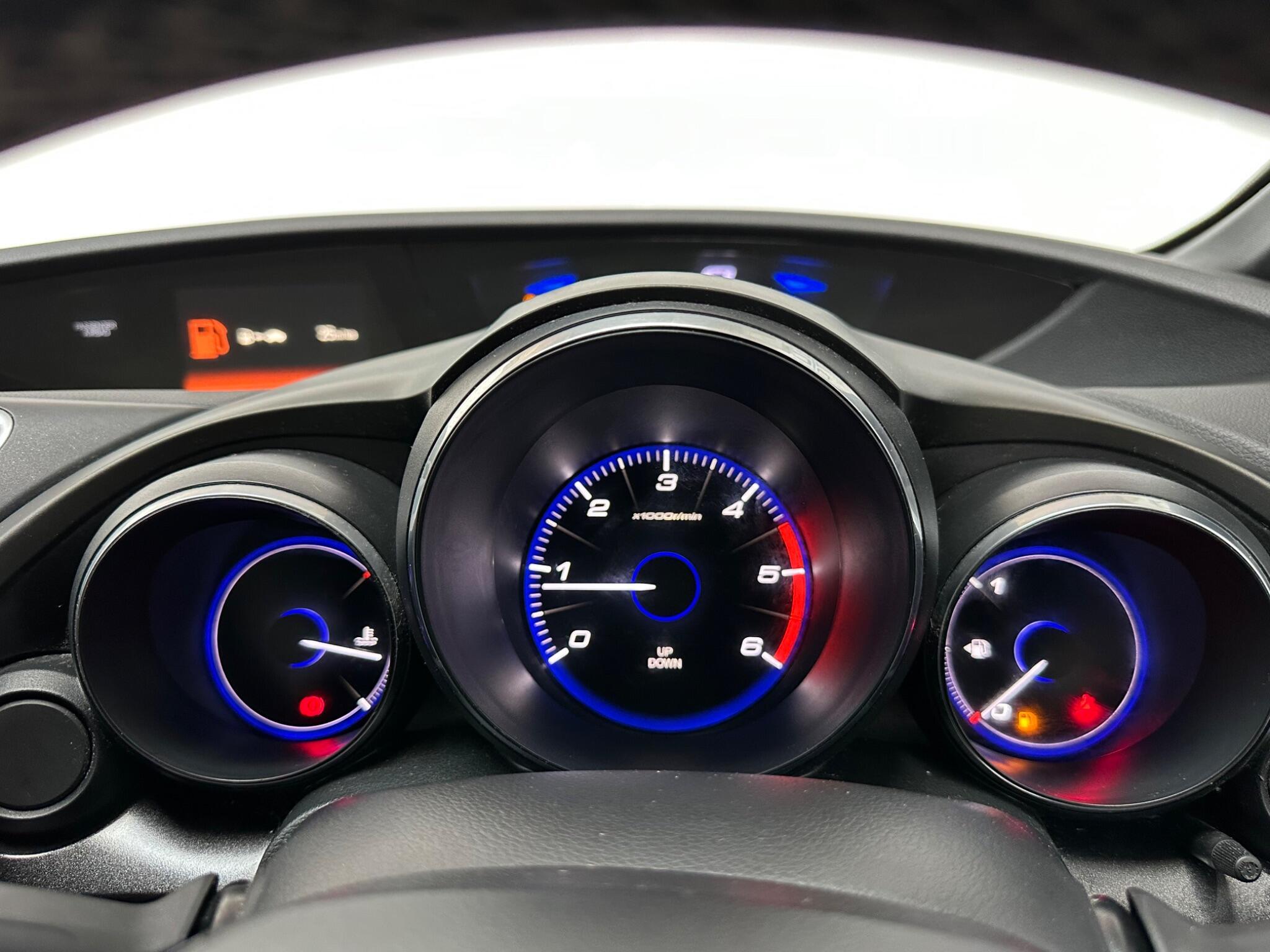 Honda Civic - Image 20