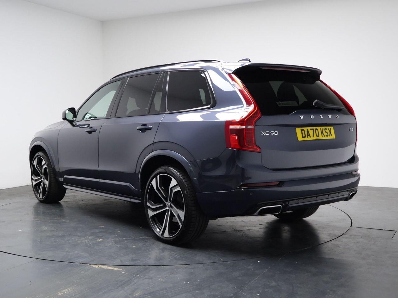 Volvo XC90 - Image 9