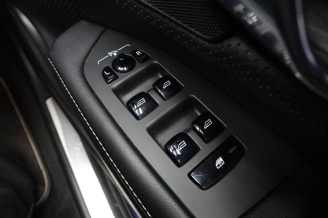 Volvo S90 - Image 50