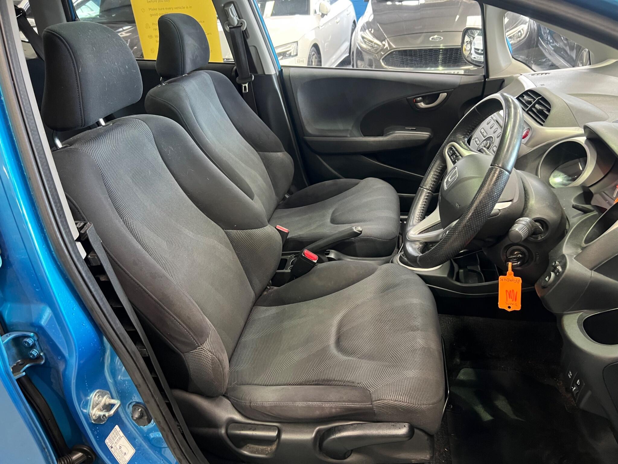 Honda Jazz - Image 18
