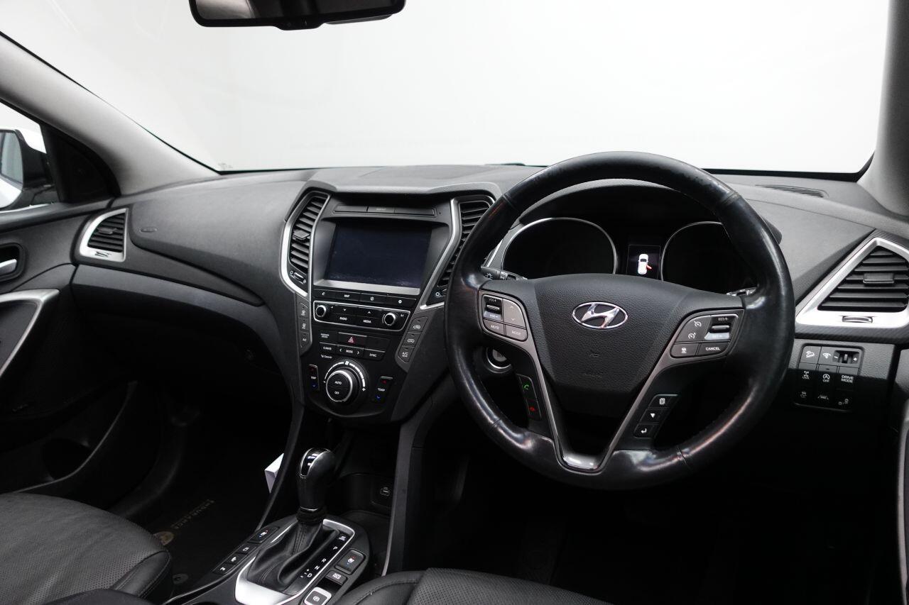 Hyundai Santa Fe - Image 15