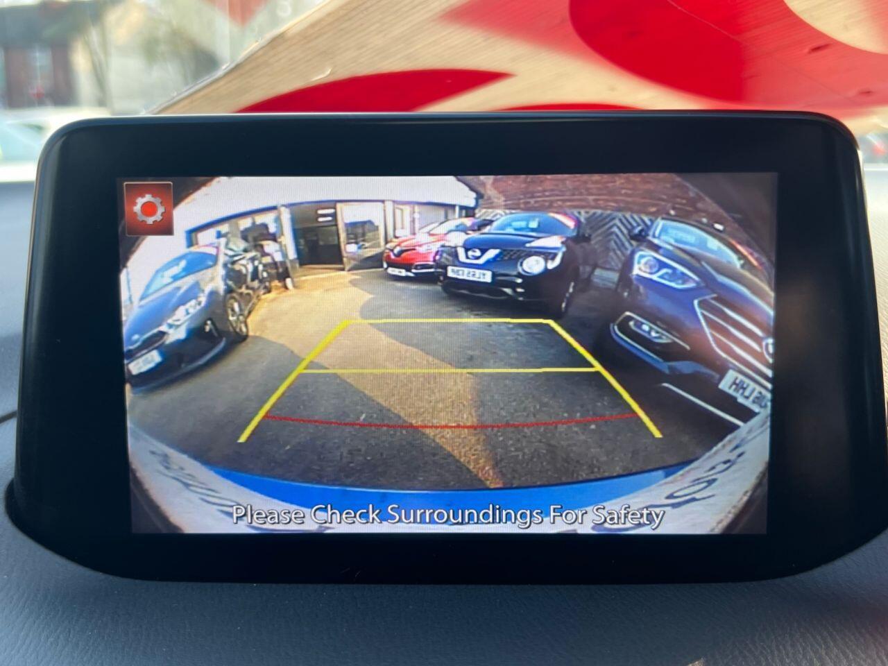 Mazda MAZDA3 - Image 17