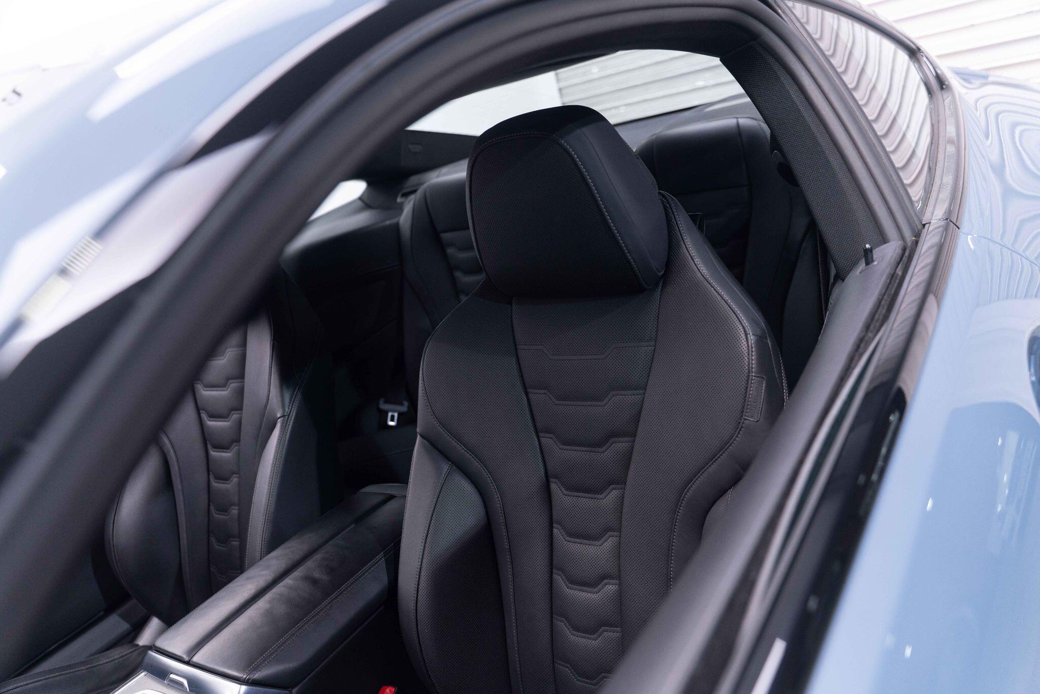 BMW 8 Series - Image 44