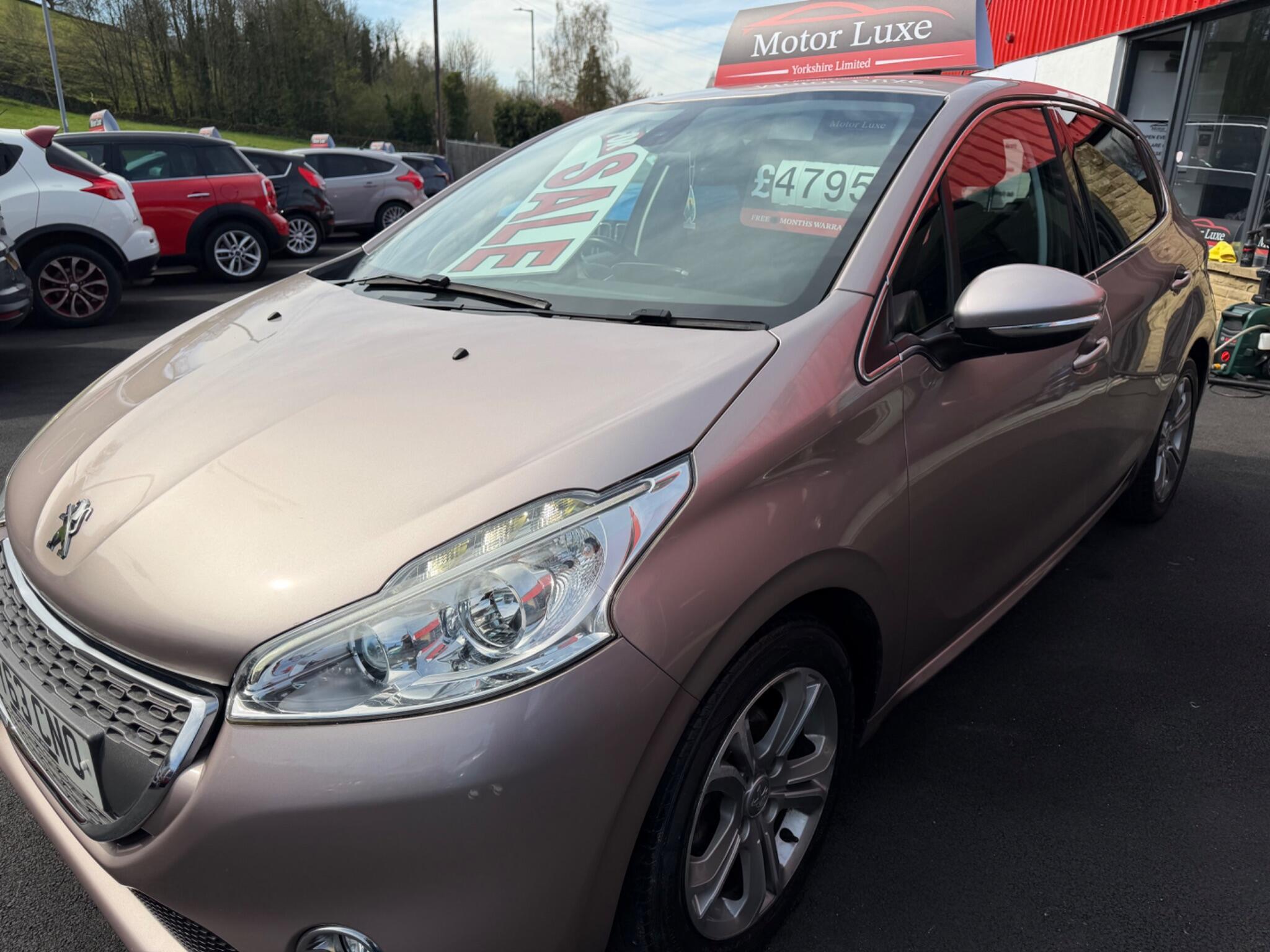 Peugeot 208 - Image 3