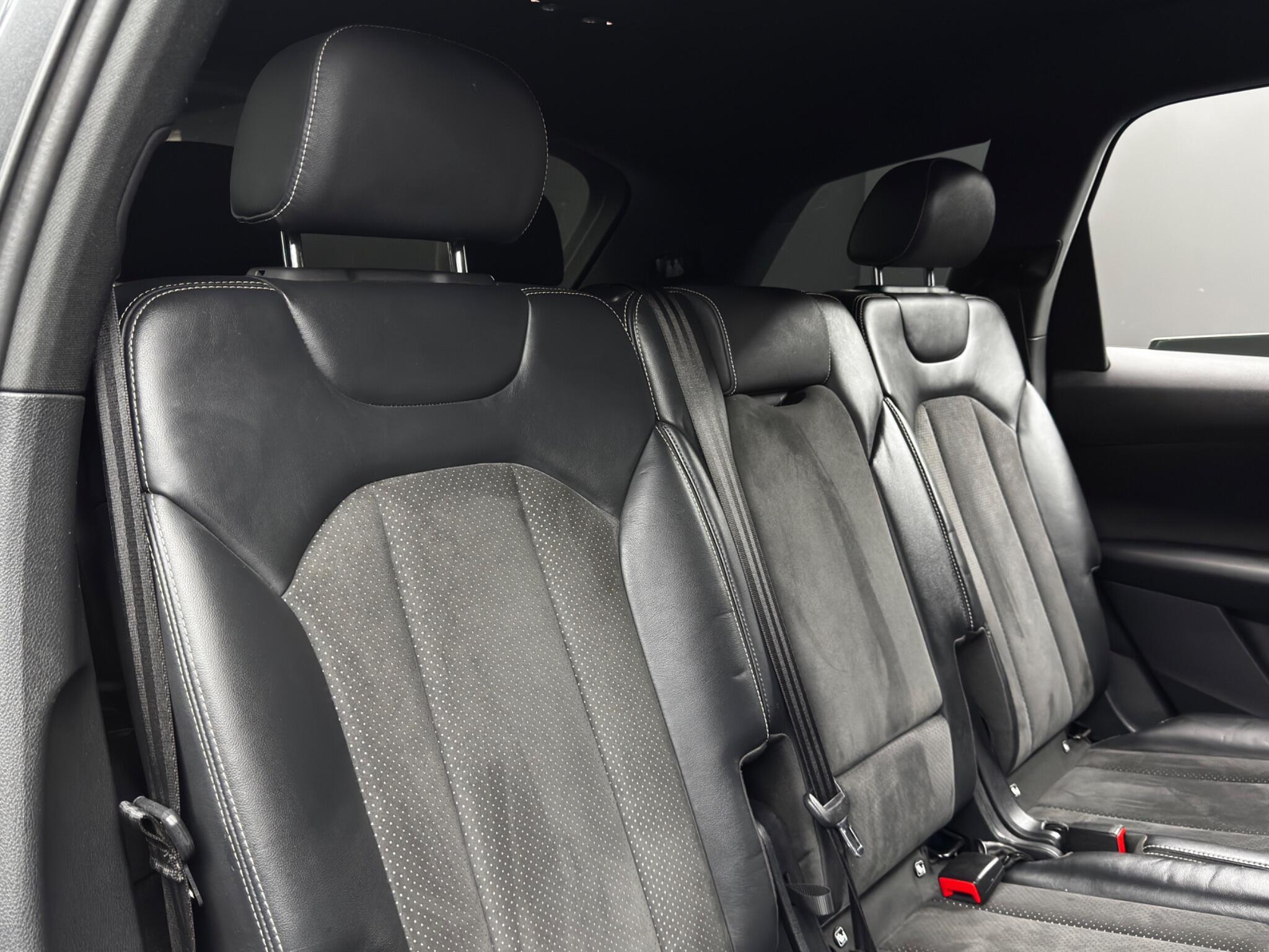 Audi Q7 - Image 15