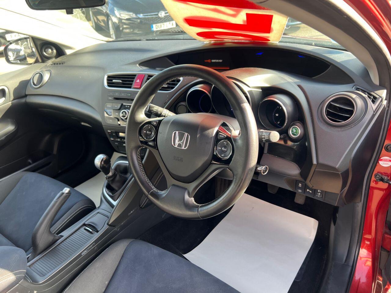 Honda Civic - Image 18