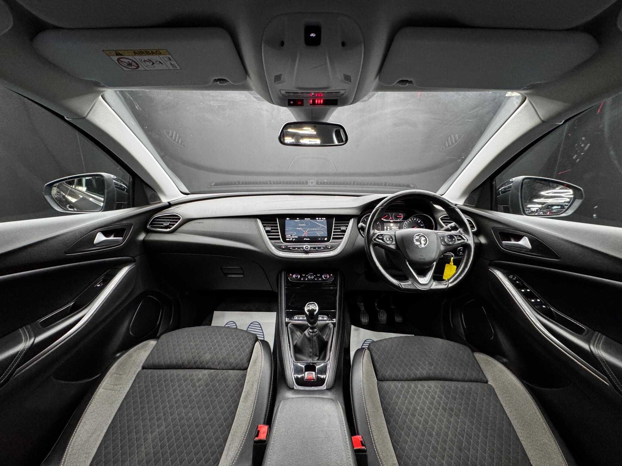 Vauxhall Grandland X - Image 16