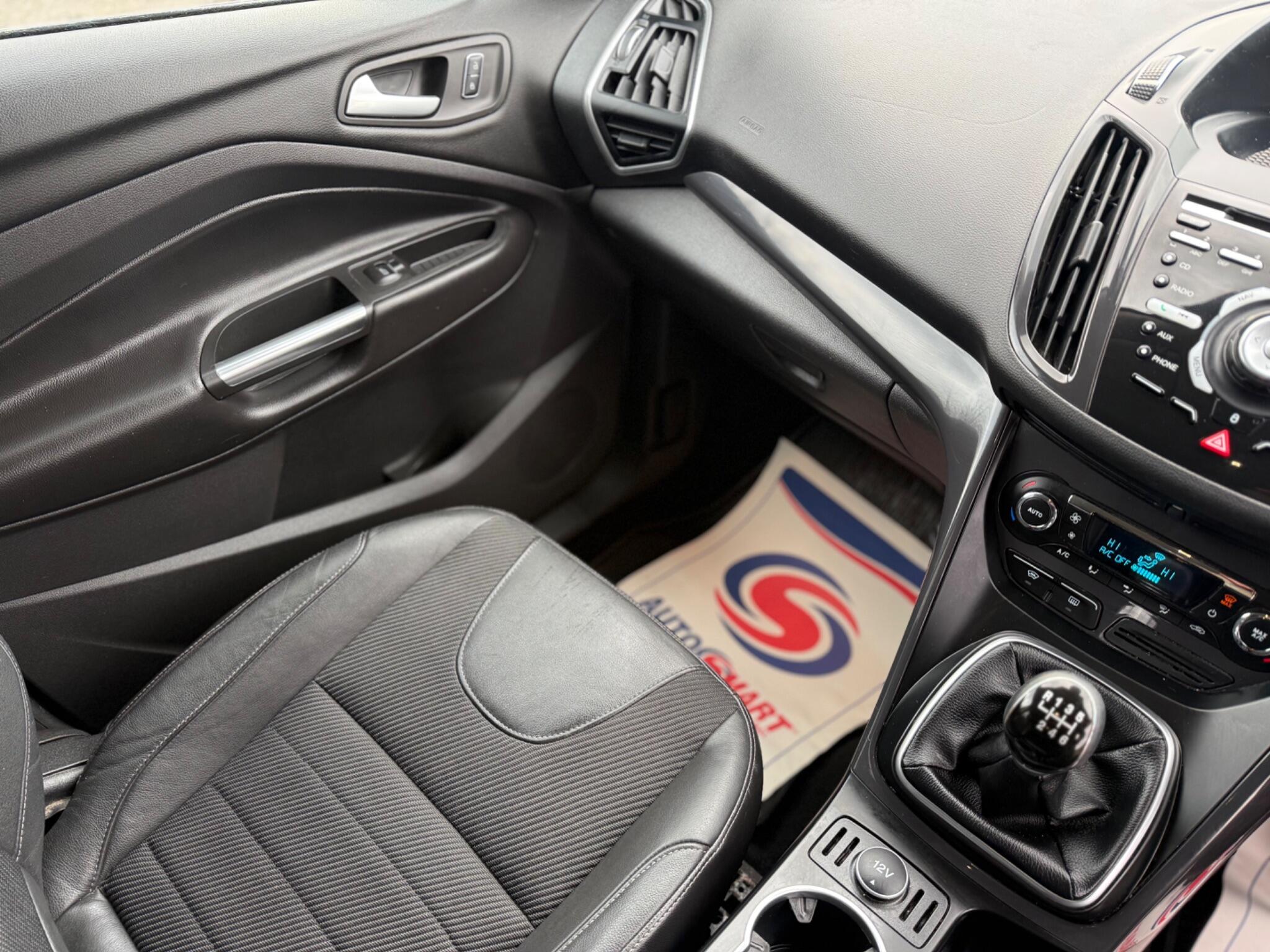 Ford Kuga - Image 48