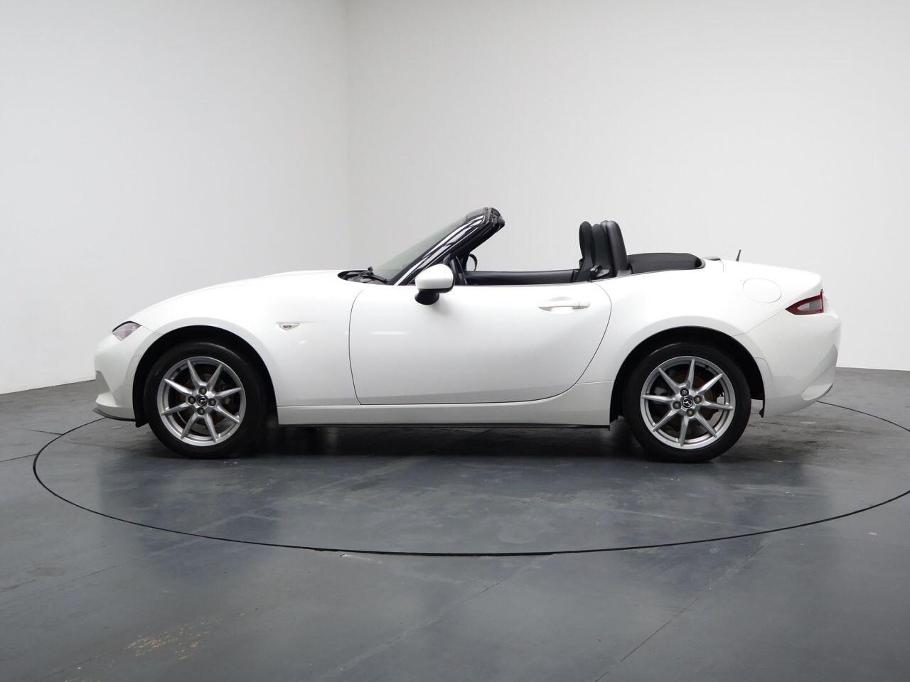 Mazda MX-5 - Image 8