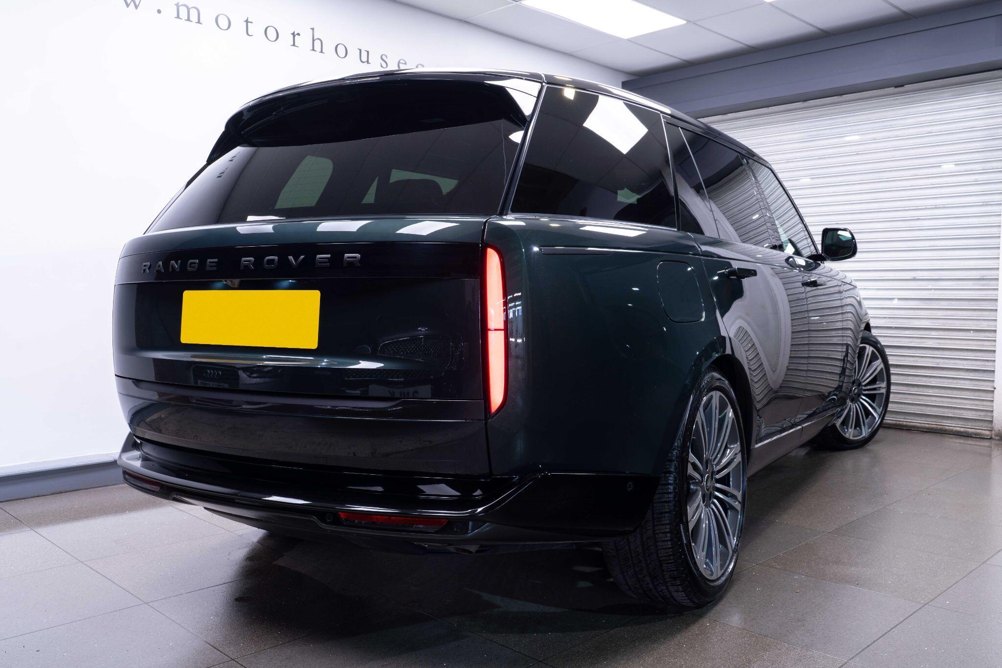 Land Rover Range Rover - Image 2