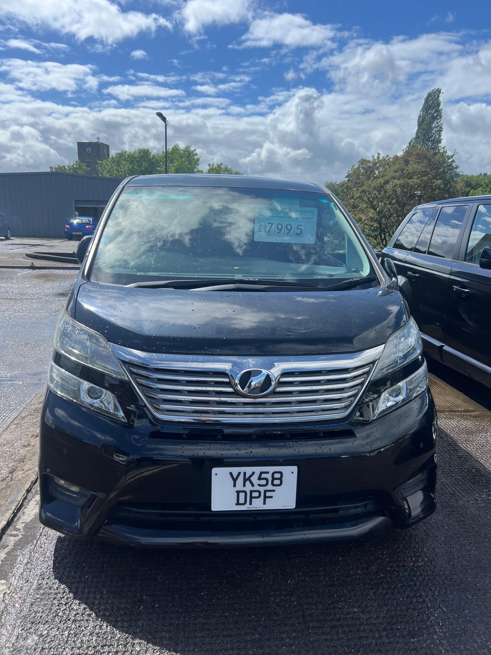 Toyota Vellfire - Image 15