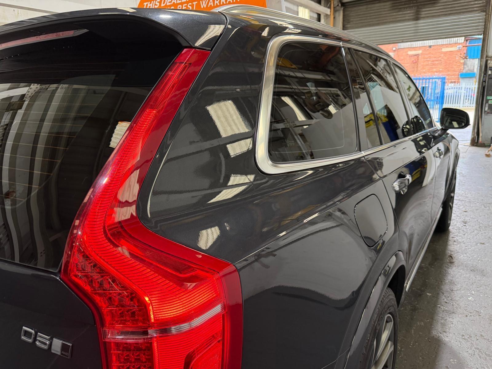 Volvo XC90 - Image 20