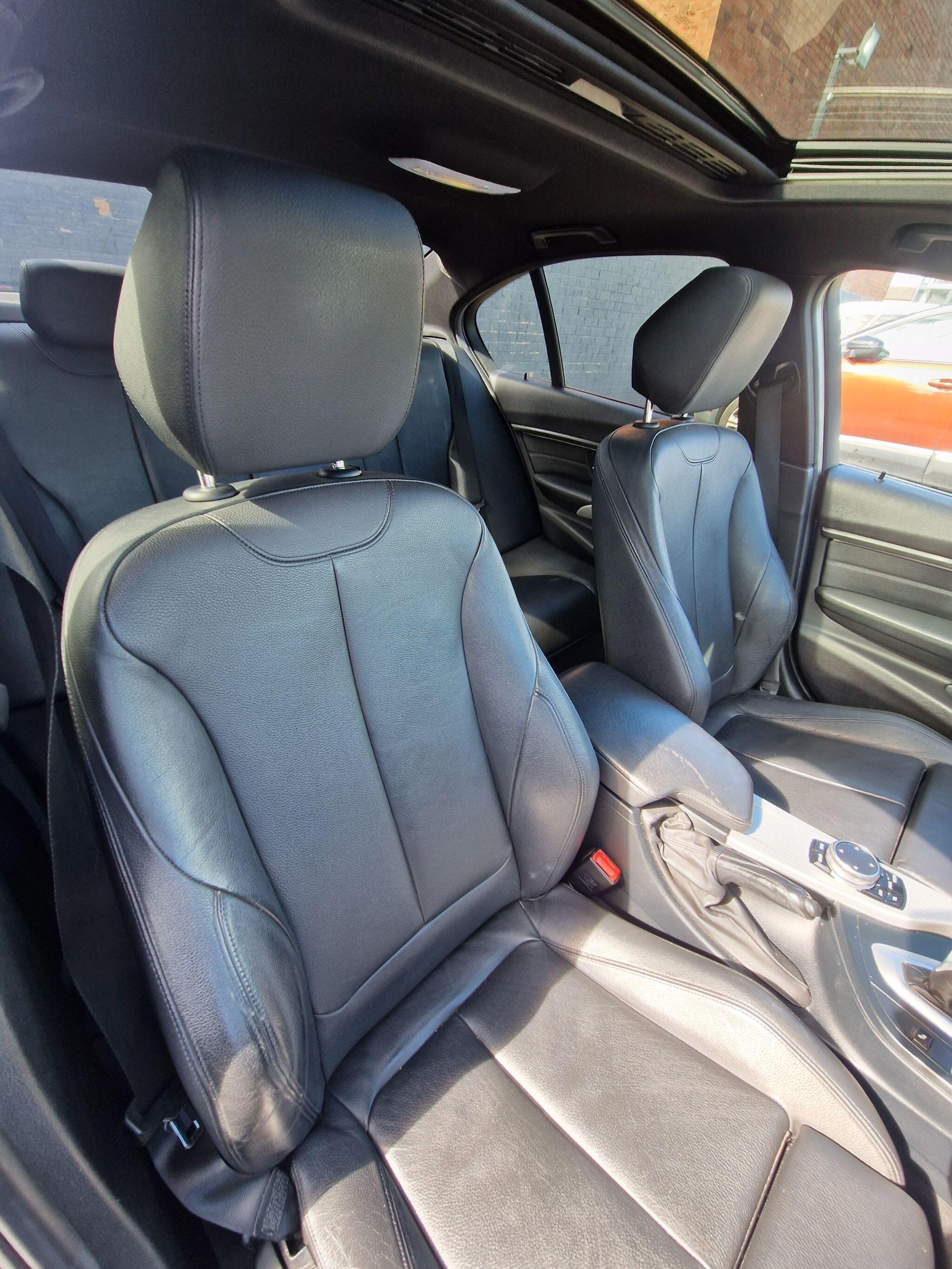 BMW 3 Series - Image 19