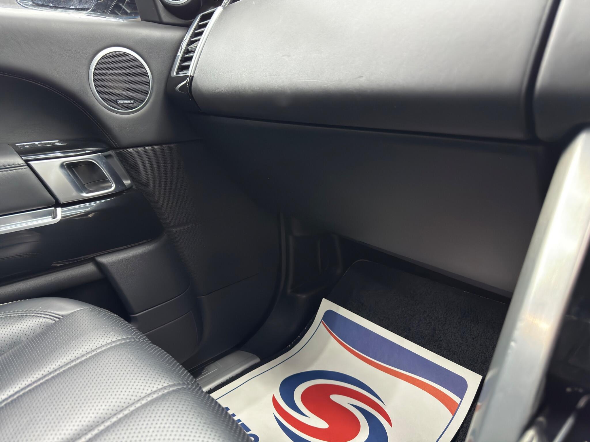 Land Rover Range Rover - Image 42