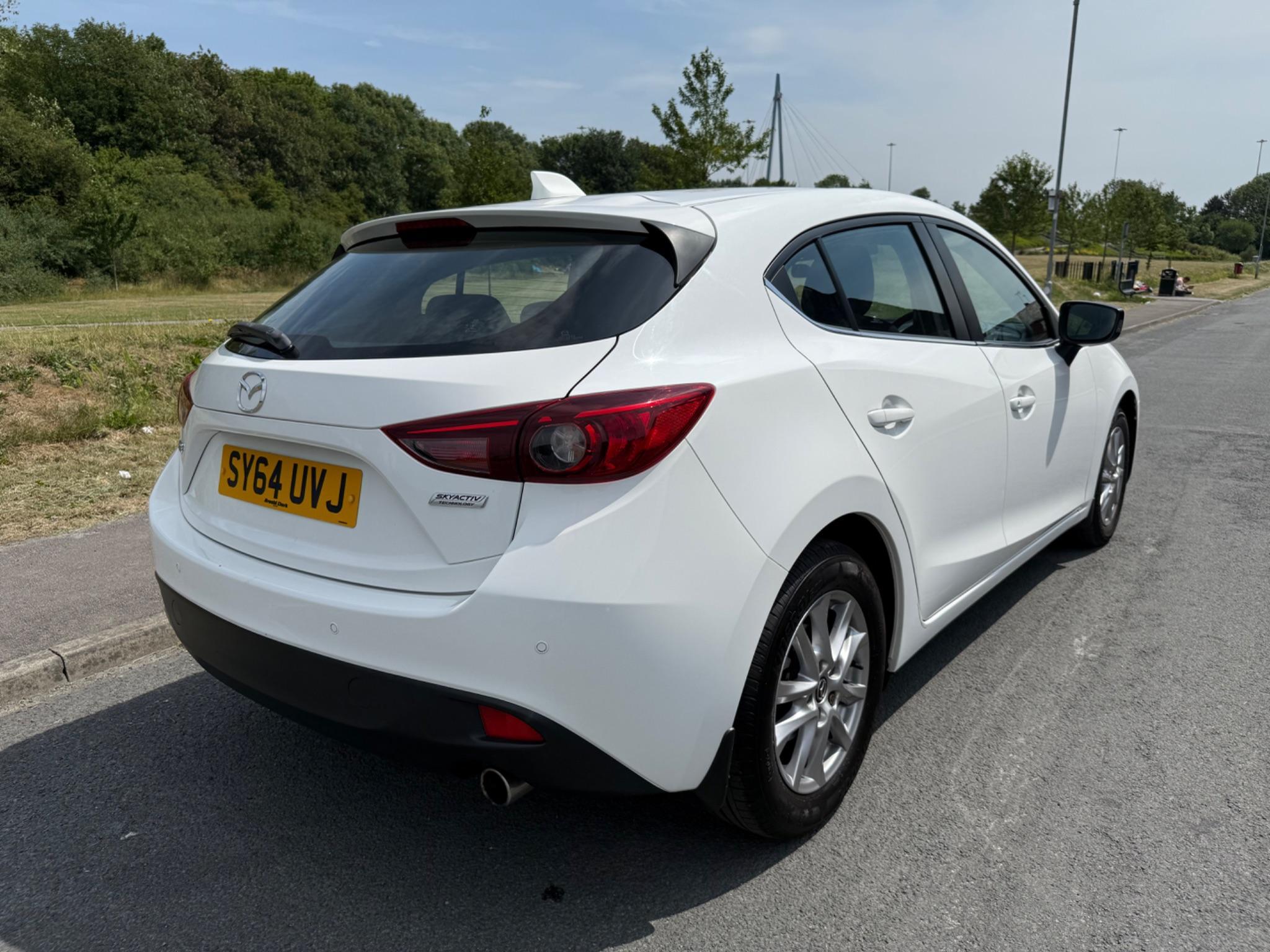 Mazda MAZDA3 - Image 5