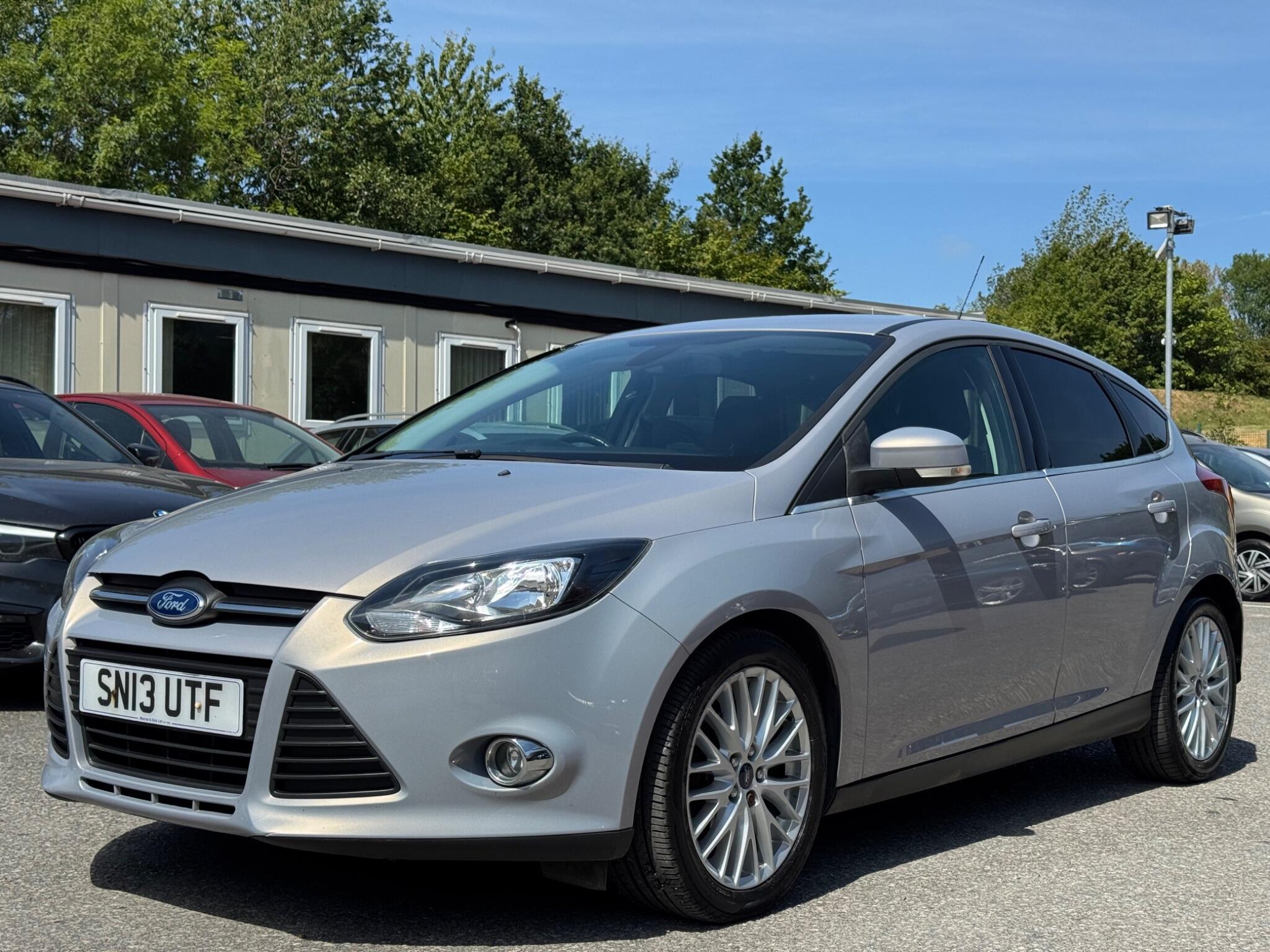 Ford Focus - Image 8